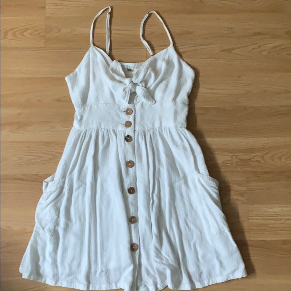 M White Summer Dress 🤍